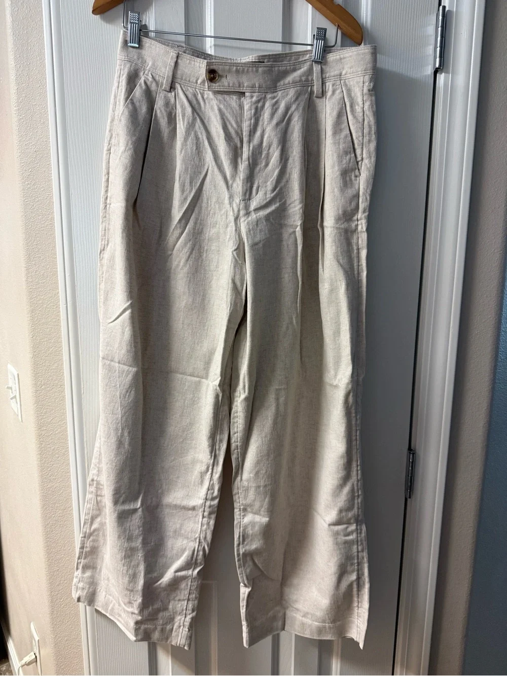 Banana Republic Petite Linen-Blend Pants in Light Neutral